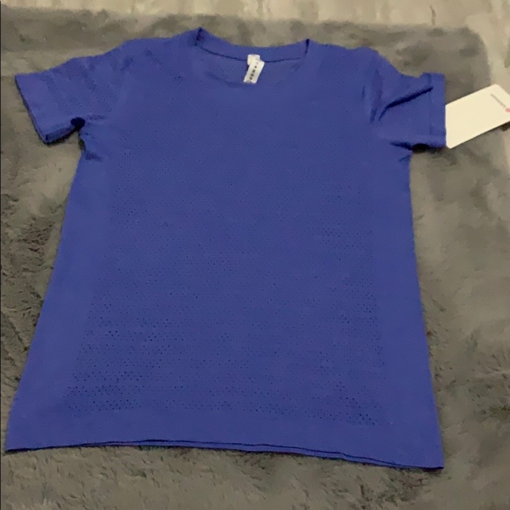 Lululemon SS - Picture 1 of 4
